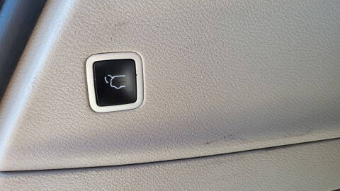 2024 Chrysler Pacifica Plug-In Hybrid Select