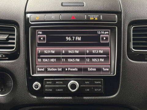 2016 Volkswagen Touareg VR6 Lux