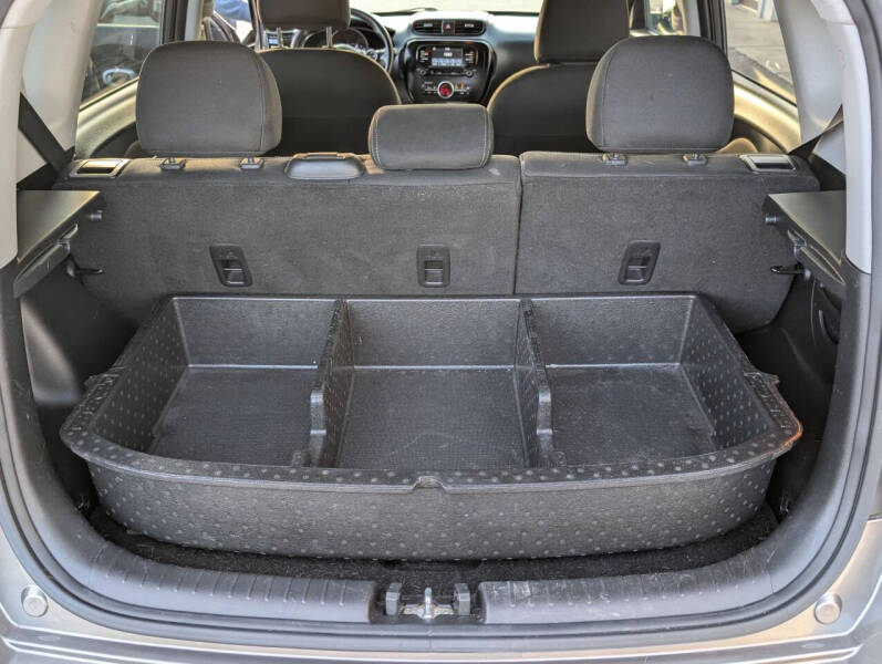 2017 Kia Soul +