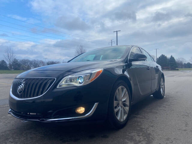 2017 Buick Regal Premium 2 photo 2