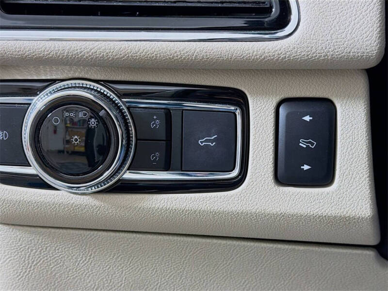 2021 Lincoln Navigator L Reserve