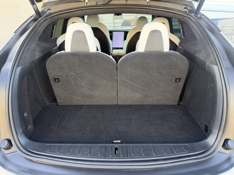 2020 Tesla Model X Long Range Plus