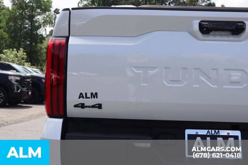 2025 Toyota Tundra Limited HV