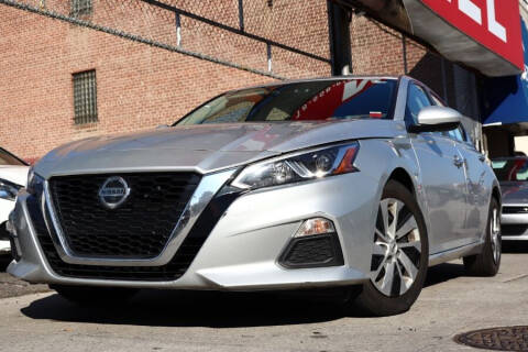 2020 Nissan Altima for sale at HILLSIDE AUTO MALL INC in Jamaica NY