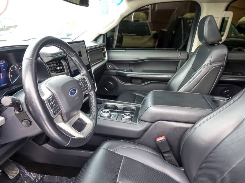 2023 Ford Expedition MAX XLT