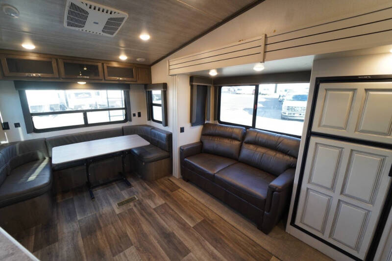 2021 Keystone RV Cougar 24 RDS