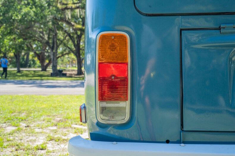 1973 Volkswagen Bus