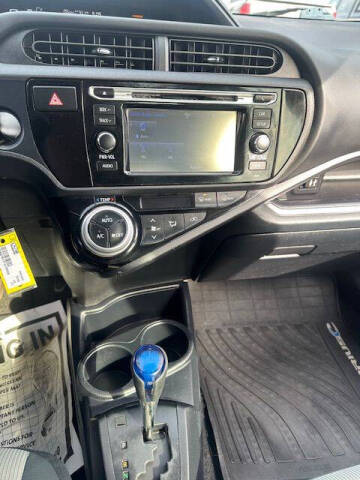2015 Toyota Prius c