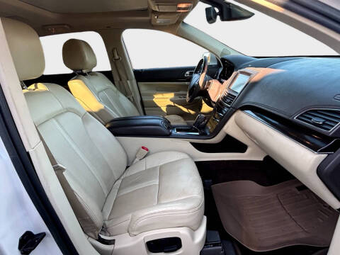 2014 Lincoln MKT Ecoboost
