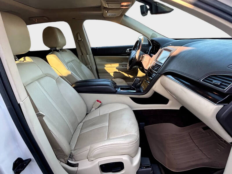2014 Lincoln MKT Ecoboost