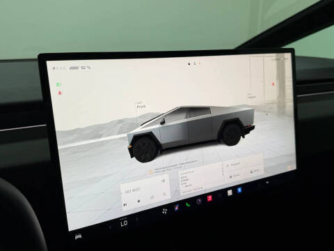 2025 Tesla Cybertruck Long Range