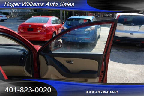 2010 Hyundai Elantra Blue