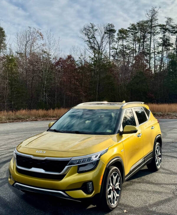 2022 Kia Seltos for sale at ONE NATION AUTO SALE LLC in Fredericksburg VA