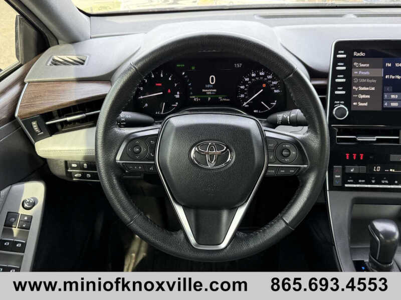2022 Toyota Avalon XLE