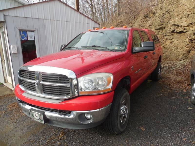 2006 Dodge Ram Pickup 2500 for sale at Sabula Auto Center & U-Haul in Du Bois PA