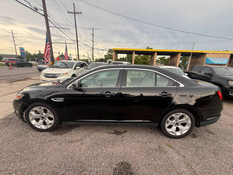 2012 Ford Taurus SEL