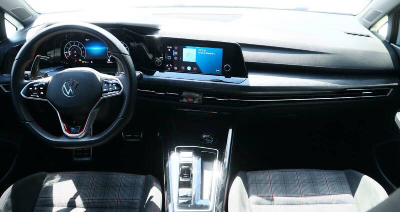 2023 Volkswagen Golf GTI S