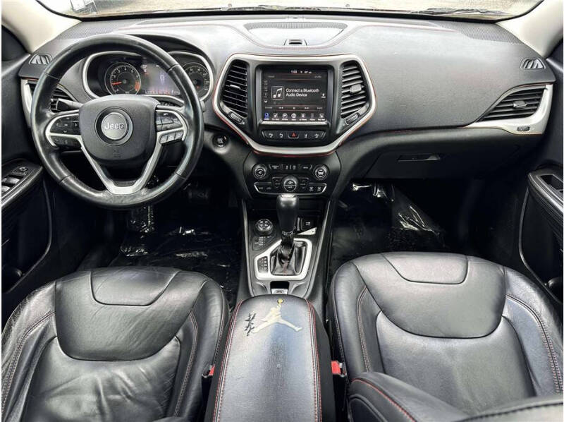 2015 Jeep Cherokee Trailhawk