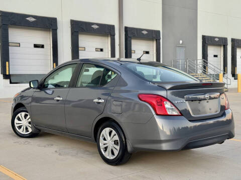 2019 Nissan Versa SV