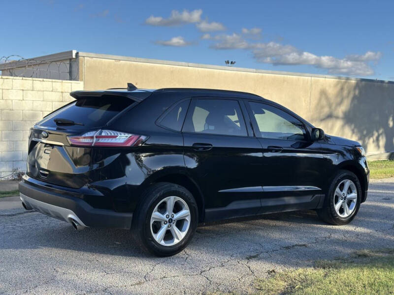 2020 Ford Edge SE