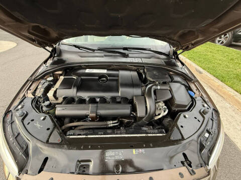 2013 Volvo XC70 3.2 Premier Plus