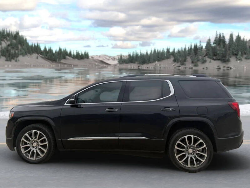 2020 GMC Acadia Denali