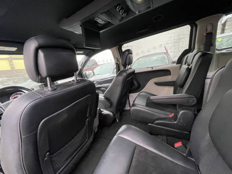 2016 Dodge Grand Caravan SXT