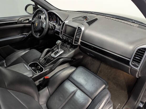 2013 Porsche Cayenne S