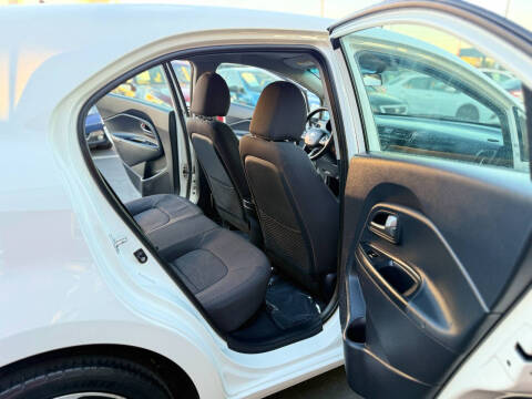 2013 Kia Rio 5-Door SX