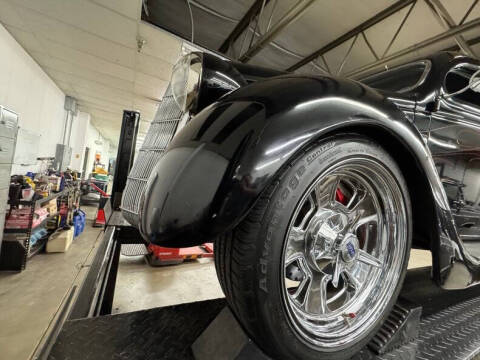 1935 Ford Deluxe