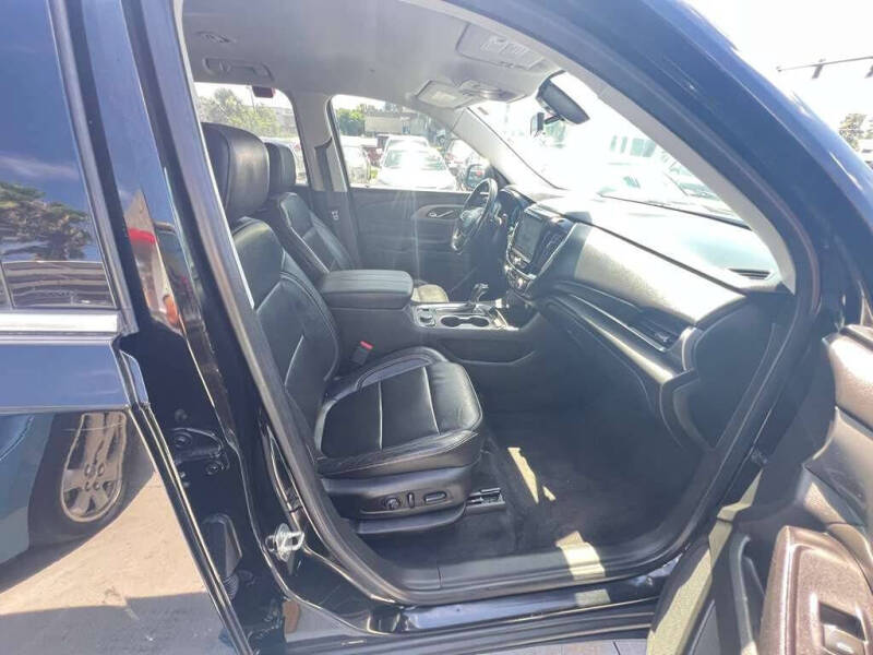 2020 Chevrolet Traverse LT Leather