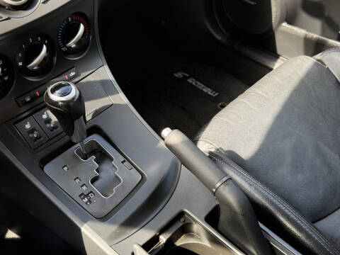 2012 Mazda MAZDA3 i Grand Touring