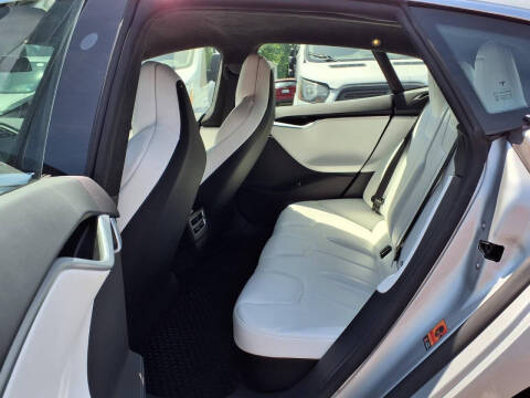 2017 Tesla Model S 75
