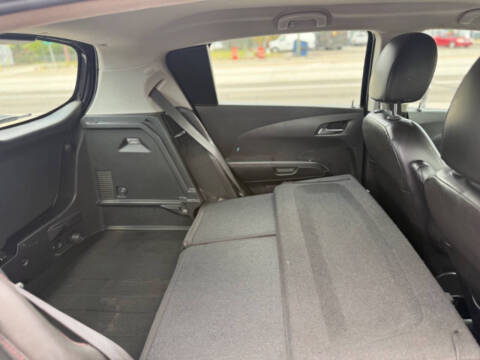 2015 Chevrolet Sonic RS Auto