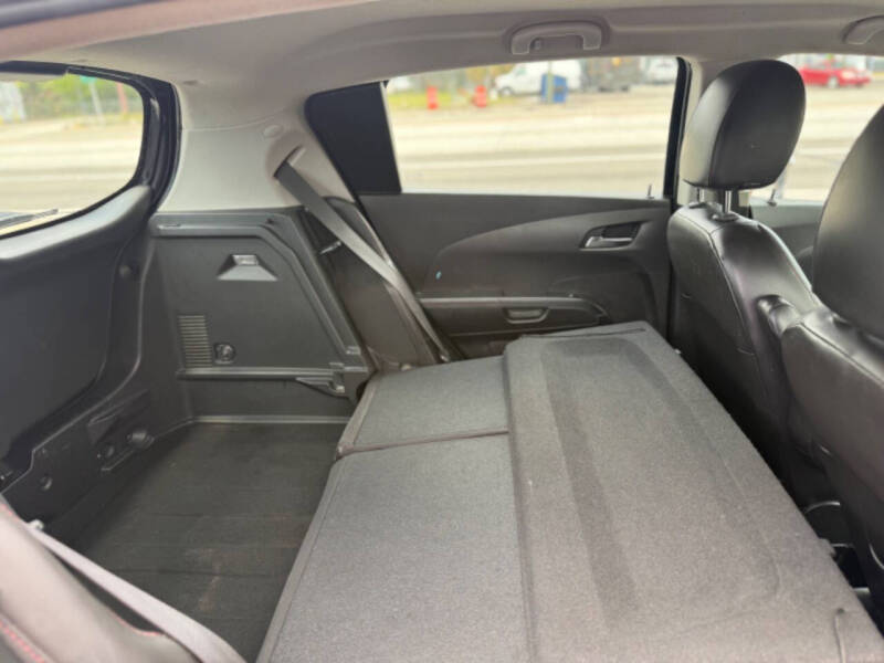 2015 Chevrolet Sonic RS Auto