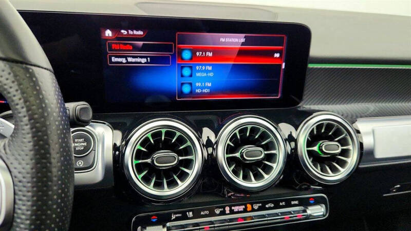 2022 Mercedes-Benz GLB GLB 250