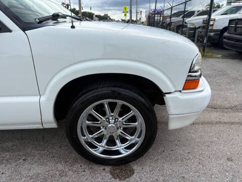 1998 Chevrolet S-10 LS