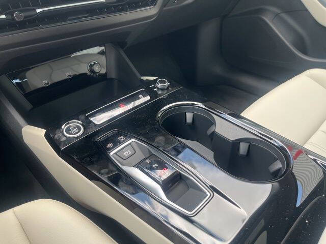 2025 Audi A6 Sportback e-tron Premium Plus