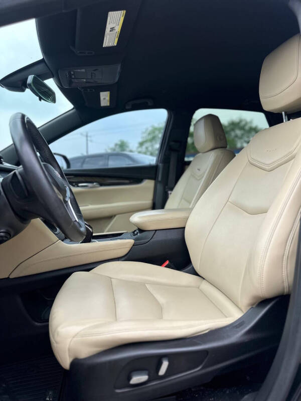 2017 Cadillac XT5