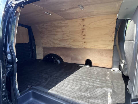 2017 Chevrolet Express 2500