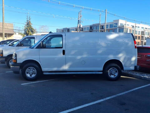 2024 Chevrolet Express 2500