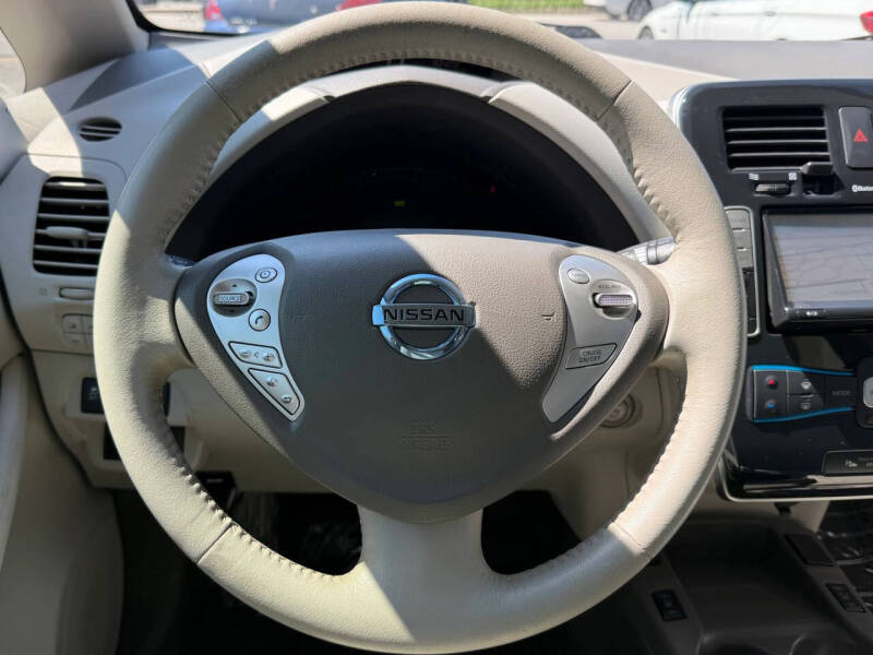 2012 Nissan LEAF
