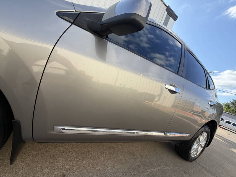 2013 Nissan Rogue SV