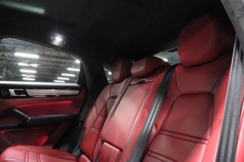 2021 Porsche Cayenne GTS Coupe