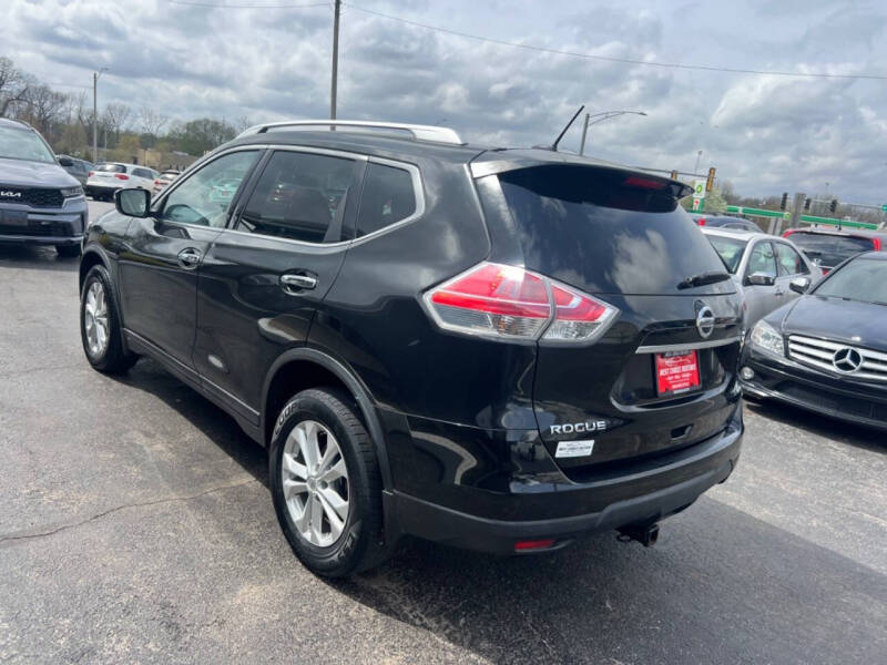 2016 Nissan Rogue SV