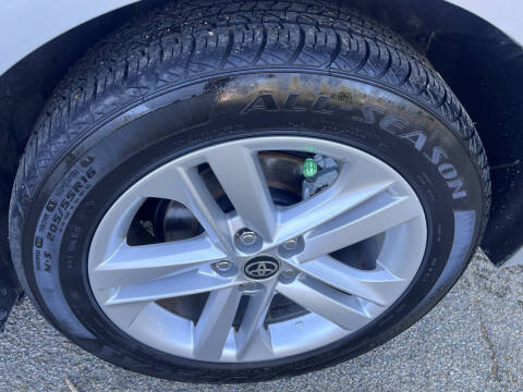 2019 Toyota Corolla Hatchback SE