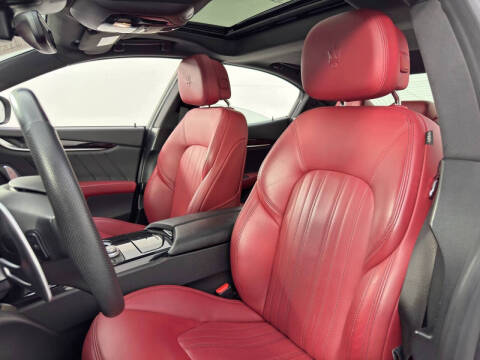 2023 Maserati Ghibli Modena Q4