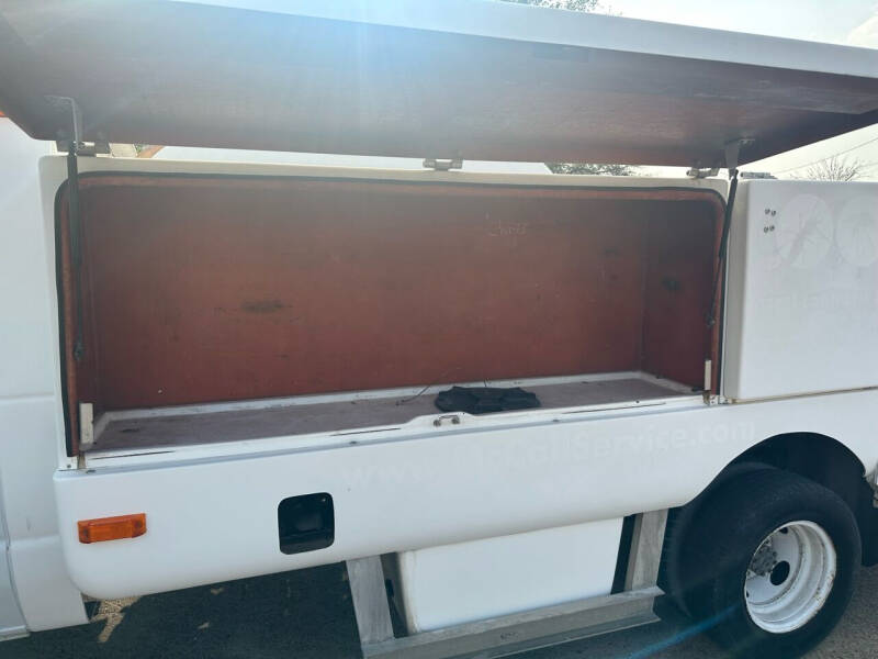 2012 Ford E-Series E-450 SD