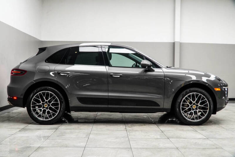 2018 Porsche Macan S
