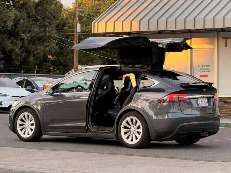2016 Tesla Model X